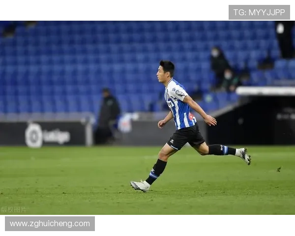 武磊女友身份曝光 网友热议其私生活与感情故事揭秘